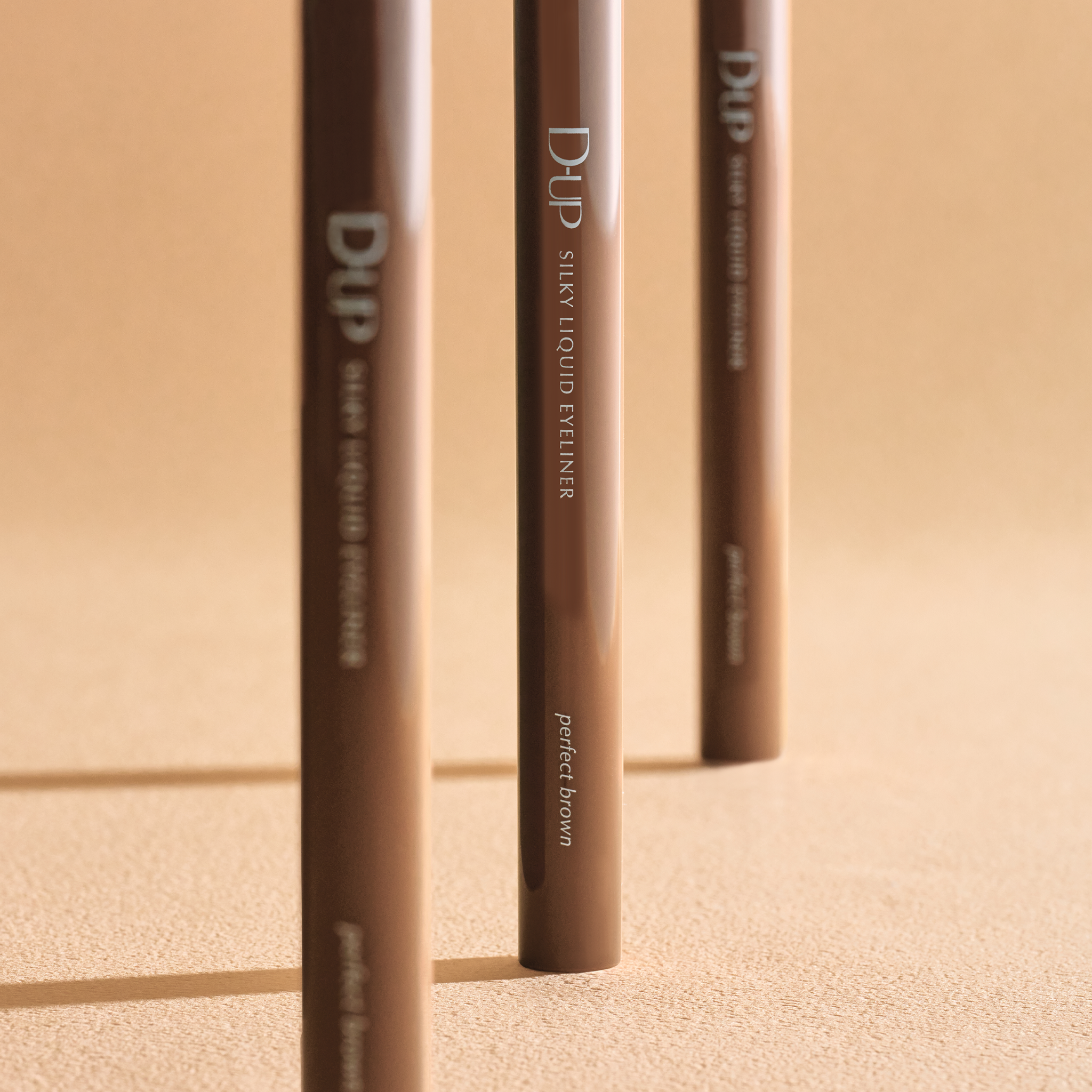 【4/22 新発売】シルキーリキッドアイライナーWP パーフェクトブラウン